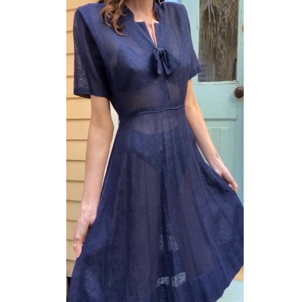 Vintage 1950s tea dress